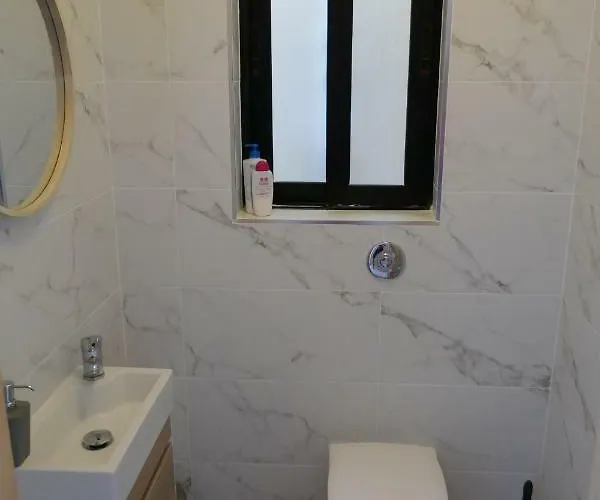 Calypso Court Appartement